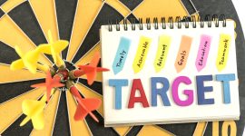 Ilustrasi SMART dalam Menentukan Target,
Image by Waewkidja on Freepik