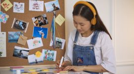 Ilustrasi Seorang dengan Gaya Belajar Visual,
Image by freepik